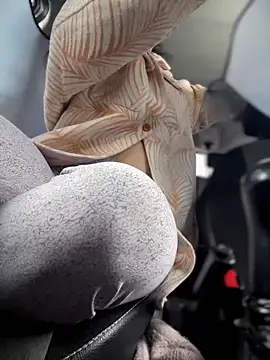 MeekyRich online show from March 2026 03:15:02 AM