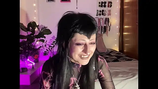 ELENA UMBRA online show from January 2026 11:22:01 PM