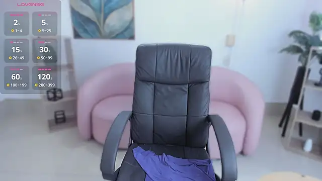 kylie soraya online show from November 2025 05:24:02 PM