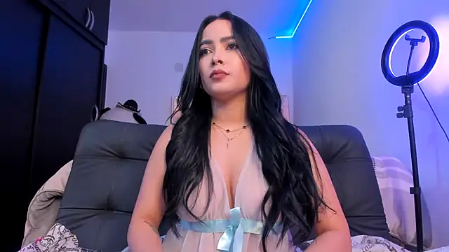 Bella  hamilton online show from February 2026 01:39:01 AM