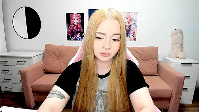 mistress lain online show from February 2026 10:01:01 PM