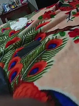 luuiss12 online show from November 2025 10:10:02 PM