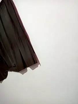 Snapshot of luuiss12 chatting on January 2026 05:47:01 AM luuiss12 online show from January 2026 05:47:01 AM