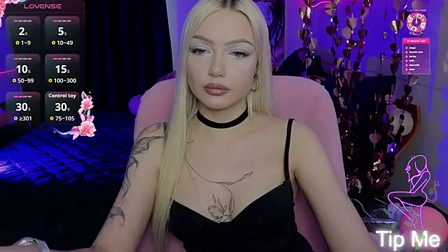 LinaLirian online show from June 2026 10:10:01 AM