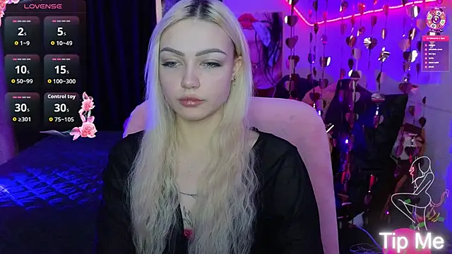 LinaLirian online show from February 2026 10:12:01 AM