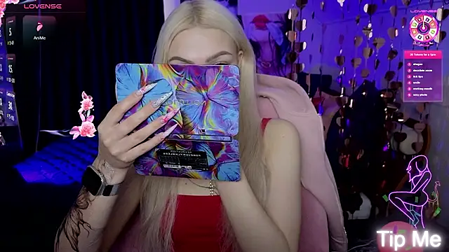 LinaLirian online show from March 2026 10:14:01 AM