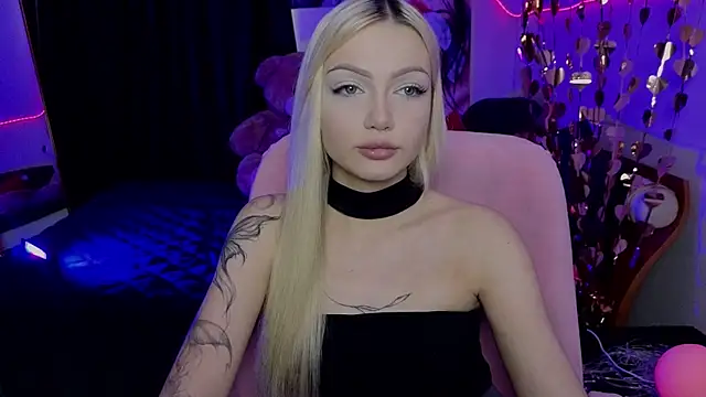 LinaLirian online show from July 2026 12:12:02 PM