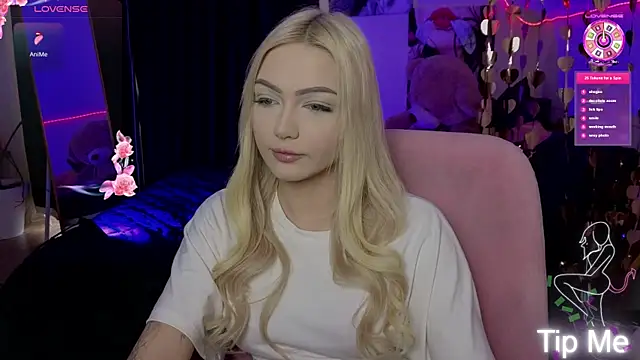 LinaLirian online show from June 2026 10:09:02 AM
