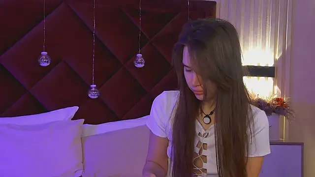 Snapshot of StacyHarland chatting on December 2025 04:51:02 AM StacyHarland online show from December 2025 04:51:02 AM