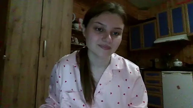 Snapshot of Little_shygirl chatting on October 2025 12:57:02 AM Little shygirl online show from October 2025 12:57:02 AM