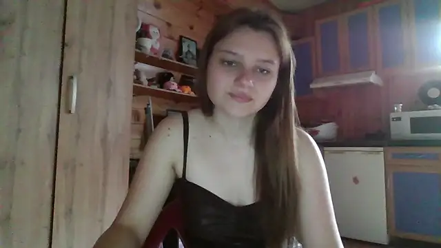 Snapshot of Little_shygirl chatting on September 2025 04:07:01 AM Little shygirl online show from September 2025 04:07:01 AM