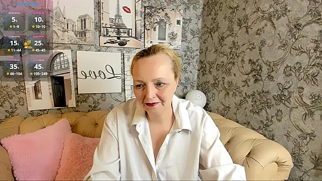 Karen Villis online show from January 2026 01:07:01 PM