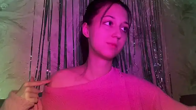 Snapshot of YourTemptation_ chatting on December 2025 02:32:02 PM YourTemptation online show from December 2025 02:32:02 PM