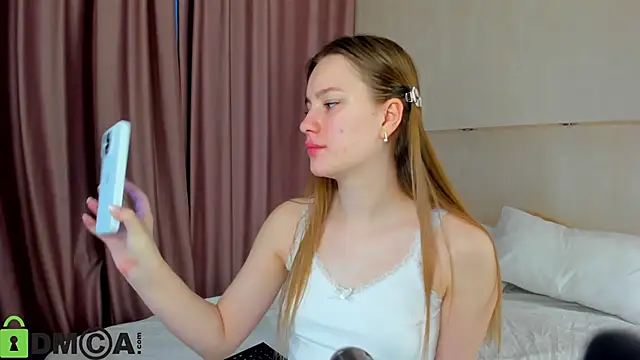 Candy Cansew online show from October 2025 01:04:02 AM