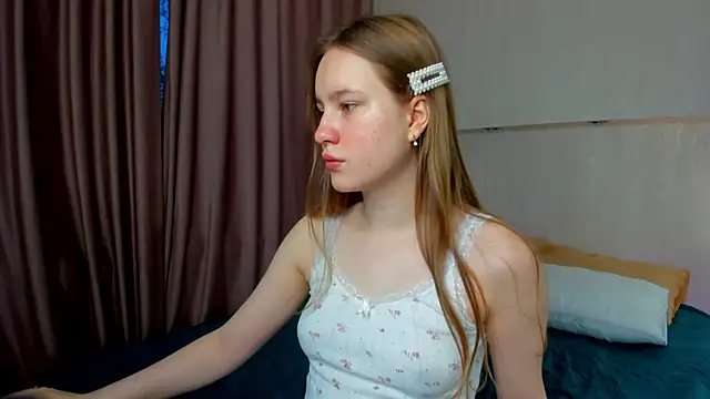 Candy Cansew online show from September 2025 12:04:01 AM