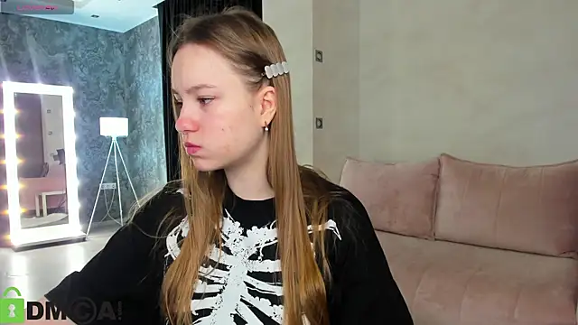 Candy Cansew online show from October 2025 01:06:02 AM