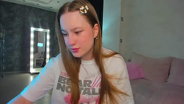 Candy Cansew online show from March 2026 01:10:01 AM