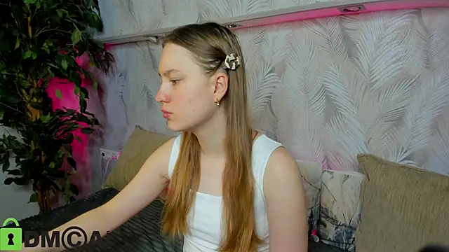 Candy Cansew online show from October 2025 01:06:01 AM
