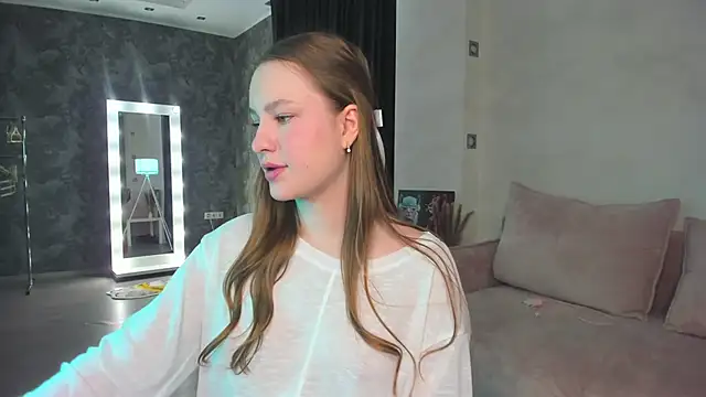 Candy Cansew online show from February 2026 09:41:02 AM