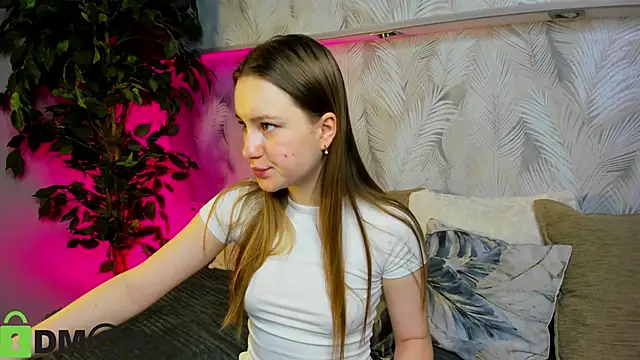 Candy Cansew online show from October 2025 01:06:02 AM