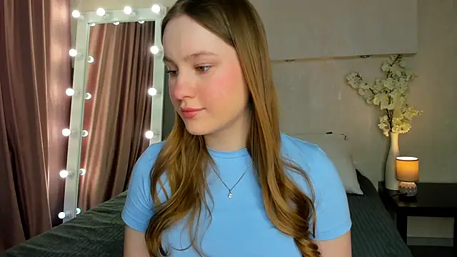 Candy Cansew online show from April 2026 09:27:02 AM