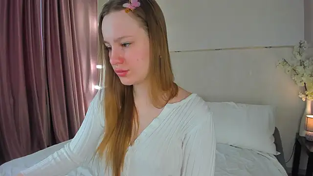 Snapshot of Candy_Cansew chatting on May 2026 01:18:02 AM Candy Cansew online show from May 2026 01:18:02 AM