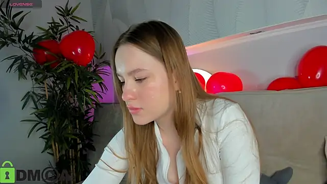 Candy Cansew online show from February 2026 01:06:02 AM