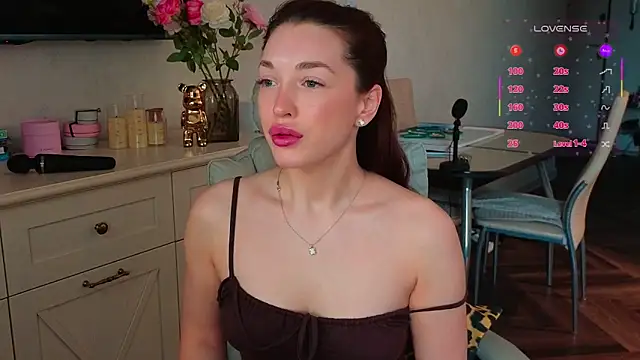 yourr Evaa online show from April 2026 02:19:01 AM