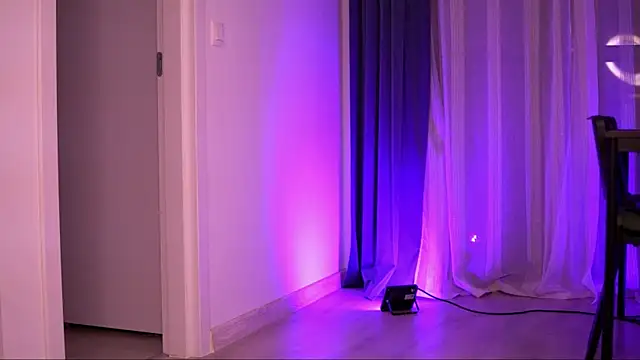 Snapshot of AryaDeluna chatting on September 2025 09:18:01 PM AryaDeluna online show from September 2025 09:18:01 PM