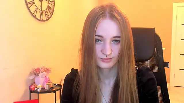 KateKayer online show from November 2025 10:30:01 AM