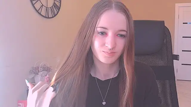 KateKayer online show from October 2025 11:23:02 AM