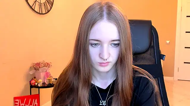 KateKayer online show from November 2025 11:47:02 AM