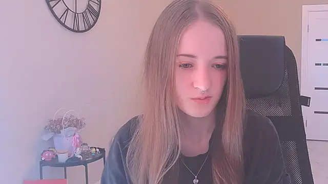 KateKayer online show from September 2025 08:21:02 AM