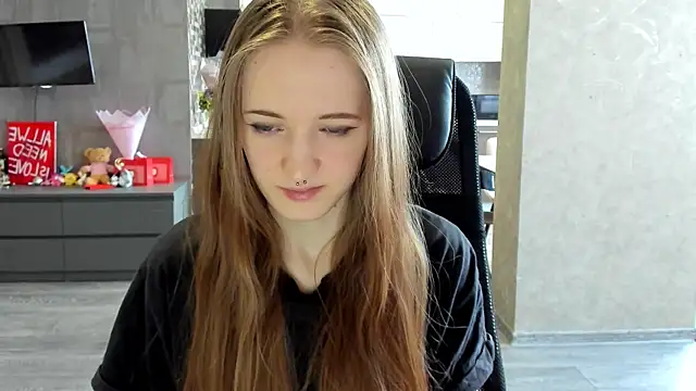 KateKayer online show from May 2026 11:59:01 AM