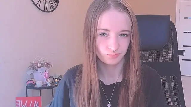 KateKayer online show from September 2025 08:24:02 AM