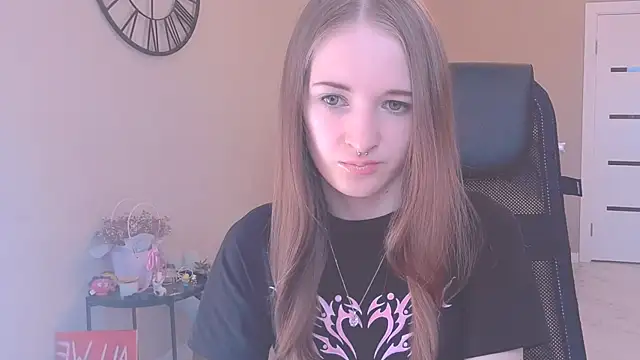 KateKayer online show from September 2025 08:48:01 AM