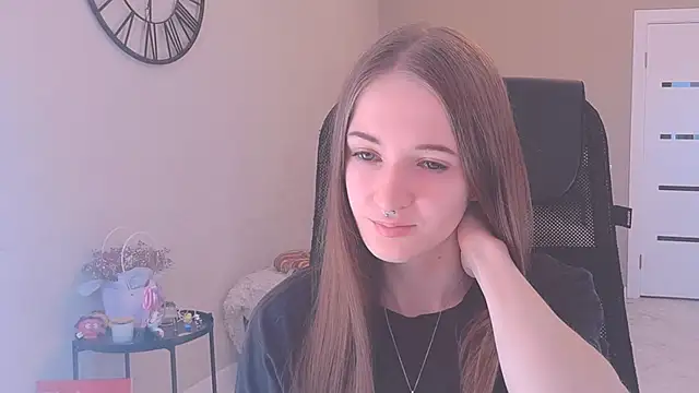 KateKayer online show from September 2025 08:30:02 AM