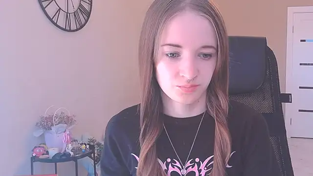 KateKayer online show from September 2025 08:37:01 AM