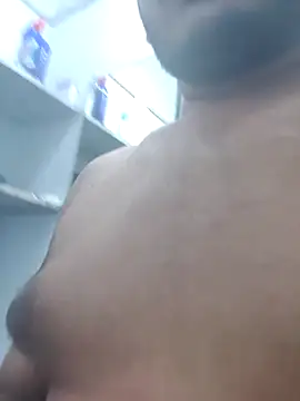 Brown69 guy online show from October 2025 07:07:01 AM