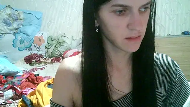 Snapshot of Casey_Jeannie chatting on April 2026 04:35:01 PM Casey Jeannie online show from April 2026 04:35:01 PM