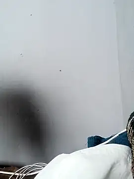 Snapshot of mydickbedarkandthick chatting on October 2025 05:17:02 AM mydickbedarkandthick online show from October 2025 05:17:02 AM