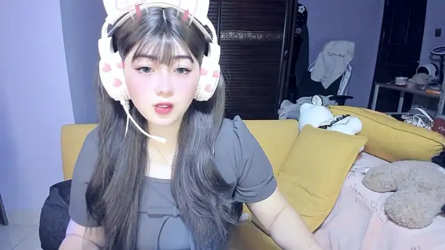 Snapshot of yuki3366 chatting on February 2026 01:21:02 PM yuki3366 online show from February 2026 01:21:02 PM