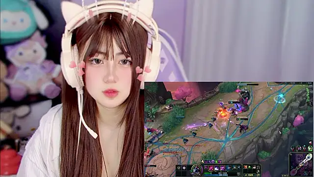 yuki3366 online show from April 2026 02:32:02 PM