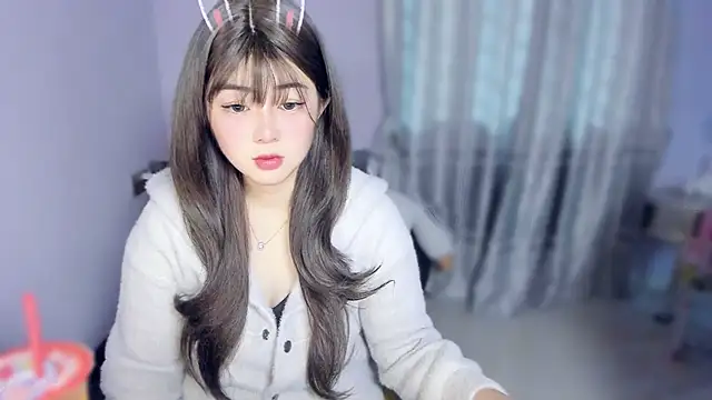 yuki3366 online show from November 2025 06:06:01 AM