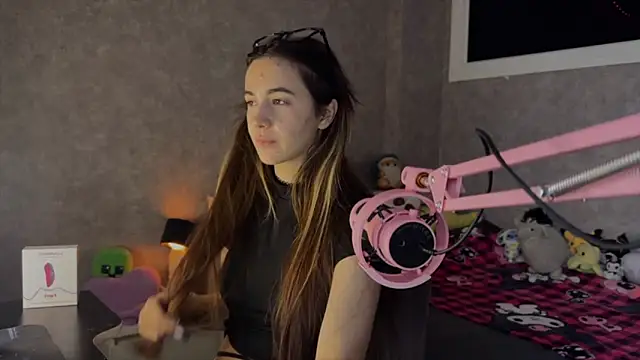 CupSizeGirl online show from February 2026 08:33:02 AM