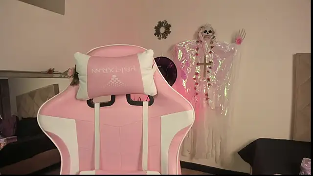 Paprika  online show from October 2025 06:18:01 PM