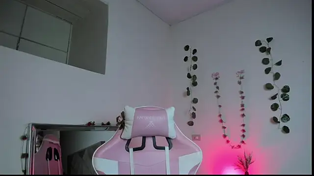 Paprika  online show from September 2025 06:26:02 PM