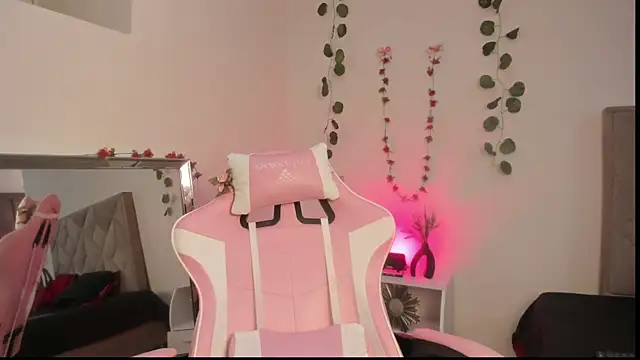 Paprika  online show from September 2025 05:19:01 PM