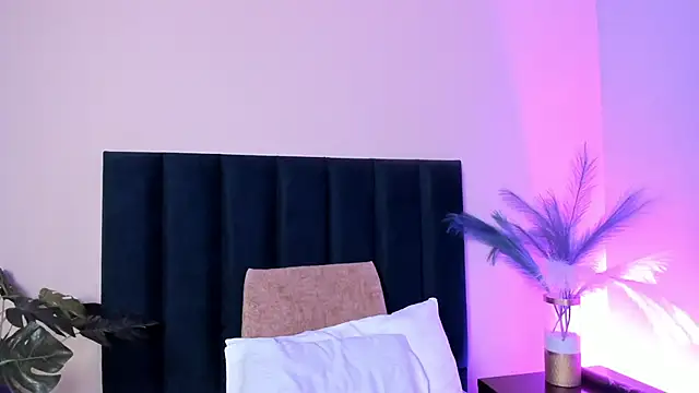 AbbieJoness  online show from April 2026 11:38:02 AM