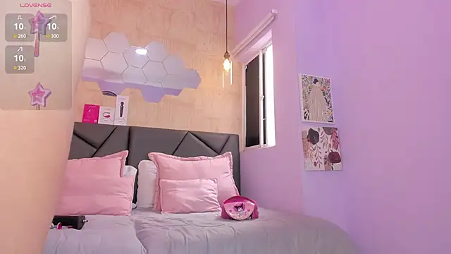 valentina-diiaz online show from March 2026 01:02:01 PM